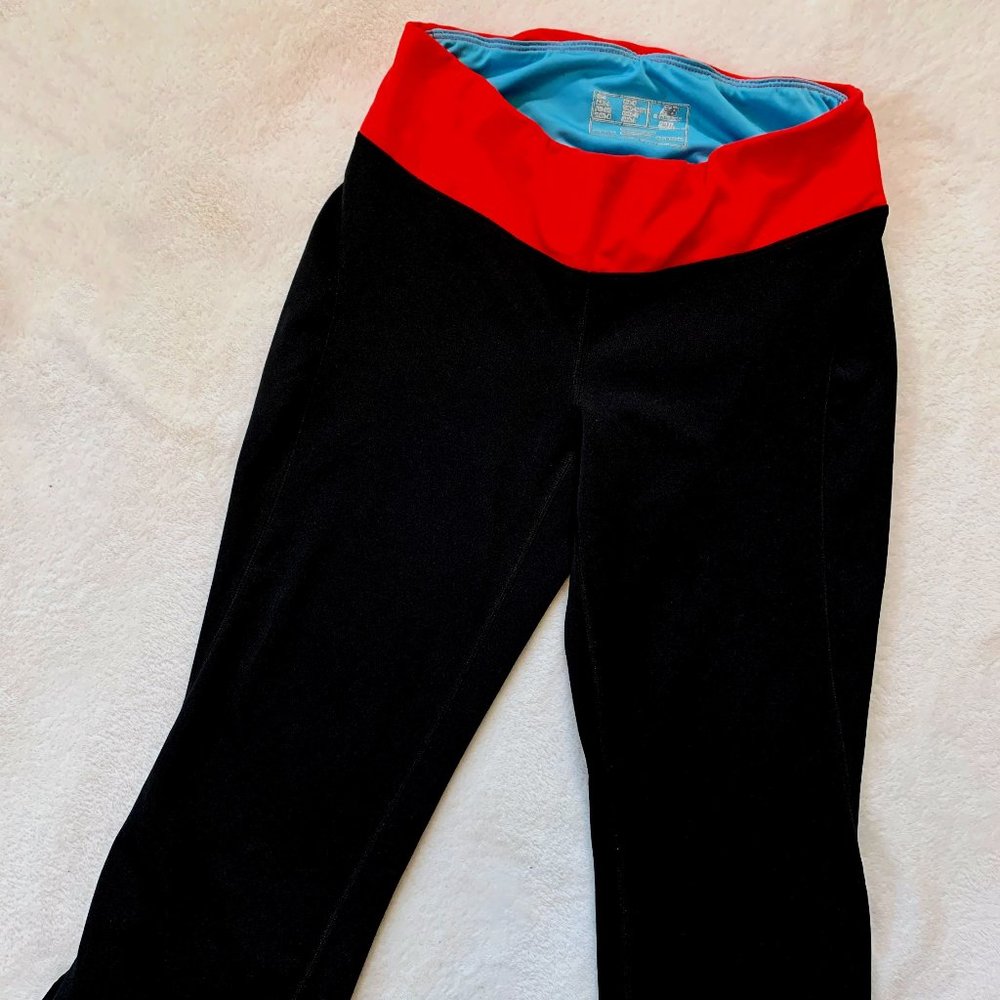 New Balance | Athletic Capri Leggings | Black & Coral Pink | Small